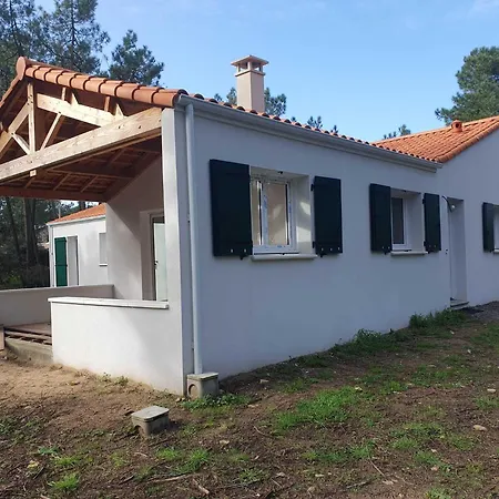 Maison Bord De - Sur *